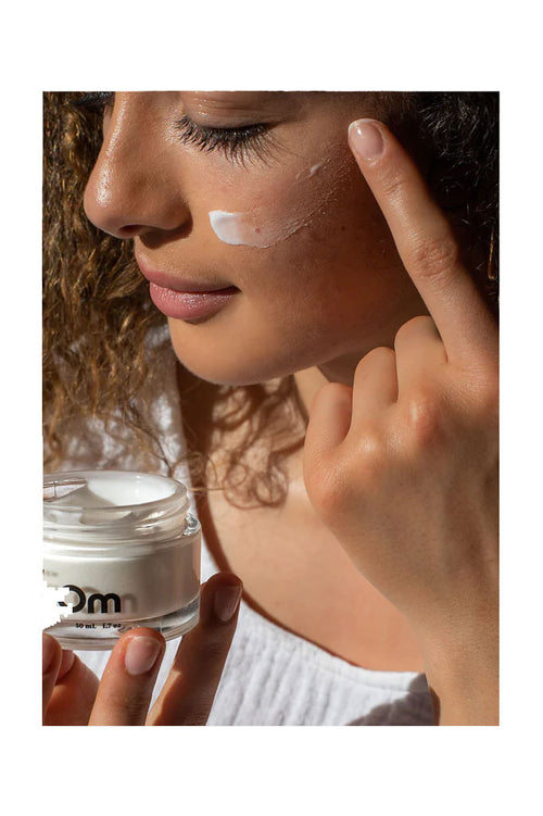 Coconut Dew Hyaluronic Moisture Cream by Om